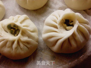 韭菜鸡蛋豆腐包子的做法步骤:10