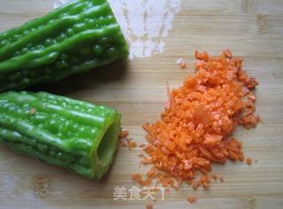 土豆酿苦瓜的做法步骤：2