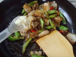 【湘菜】:农家小炒肉的做法步骤:7