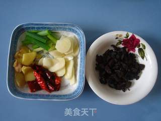 【湘菜】湘乡小炒肉的做法步骤:3