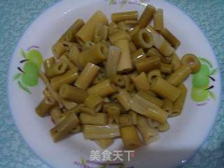 【湘菜】泡笋炒鸡珍的做法步骤:2