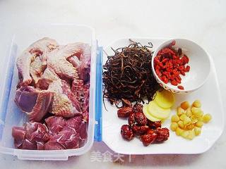 虫草花首乌煲老鸽汤的做法步骤:4