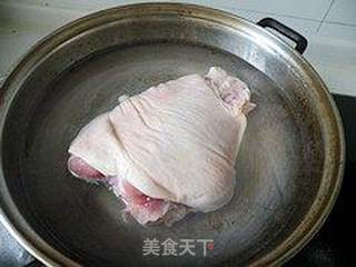 适合我家口味的--霸王肘子的做法步骤:3