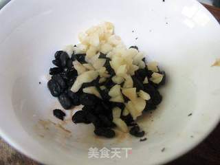 开胃荷包辣椒的做法步骤:2