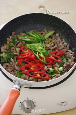 让人意犹未尽的酸 —— 增进食欲的酸豆角炒鸡胗的做法步骤:7