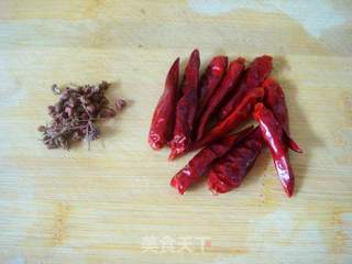 【湘菜】--麻辣花生米的做法步骤：7