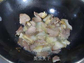 【湘菜】盐菜腊肉焖鱼干的做法步骤:8