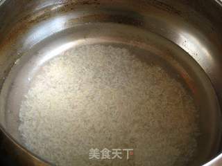 菠菜猪肝粥的做法步骤：1