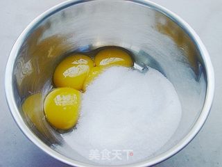 奶酪冰淇淋(2)——溶在嘴里,甜在心里的做法步骤:3