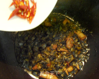 【徽菜】————徽菜中下饭菜NO.1,咸菜烧肉的做法步骤:11