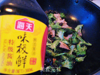 肉片炒西兰花的做法步骤:11