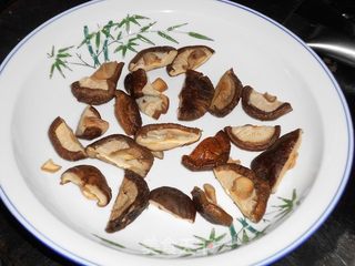 香菇田鸡的做法步骤：8