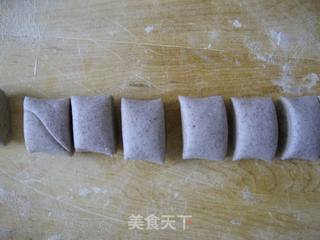 不太好看的下午茶点--黑米糖酥饼的做法步骤:6