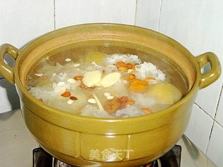 双雪杏仁瘦肉汤的做法步骤：3