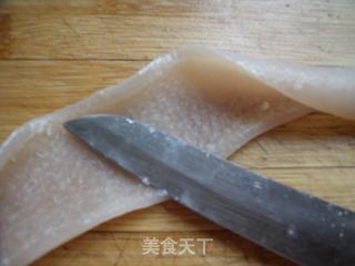 夏日里的爽口美容菜—水晶肉皮冻的做法步骤：5