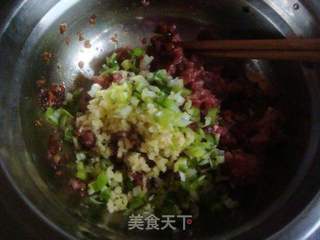 【徽菜】--鸡蛋锅贴的做法步骤：2