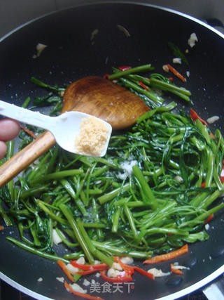 椒丝腐乳炒通菜的做法步骤:5