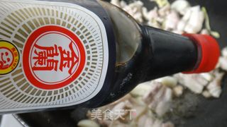 蒲公英炒肉片的做法步骤：7
