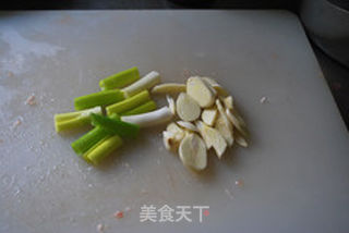 香菇蒸鸡肉的做法步骤：3