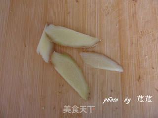 鸡肉丸子 (简单,美味)的做法步骤:5