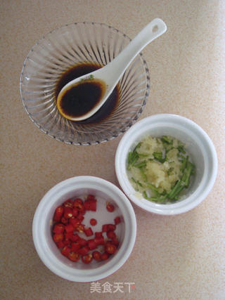 鲜黄花拌金针菇的做法步骤:3