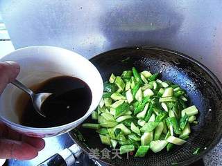 朝天椒炒黄瓜的做法步骤：8