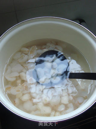 荔枝马蹄火龙果汁糖水的做法步骤:4