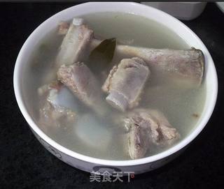 石斛猪骨汤的做法步骤:9