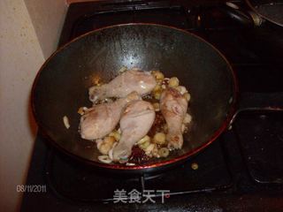 榛蘑炖鸡的做法步骤:5