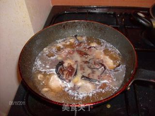 榛蘑炖鸡的做法步骤:6