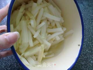 【酸甜萝卜条】的做法步骤:5