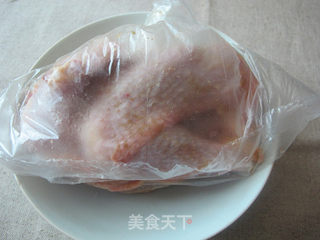 电饭锅版盐焗鸡的做法步骤:3