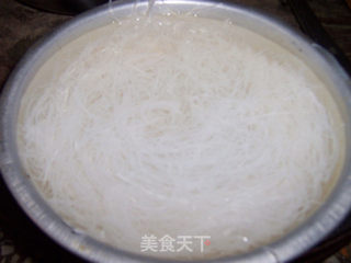 肉末粉丝菠菜的做法步骤：1