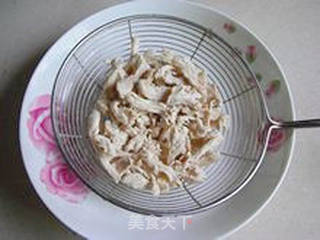 万千美味的源泉—自制鲜美鸡精的做法步骤:5