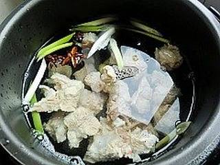 糖醋排骨(非油炸版）的做法步骤：4