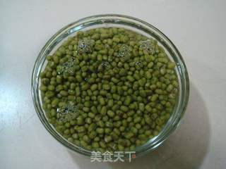 老北京小吃“豆汁、麻豆腐”的做法步骤：1