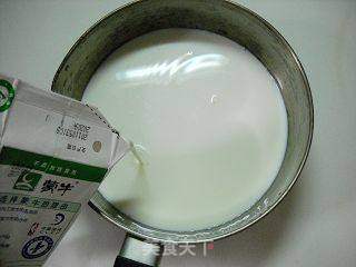 椰香和香草牛奶冰激凌的做法步骤:4