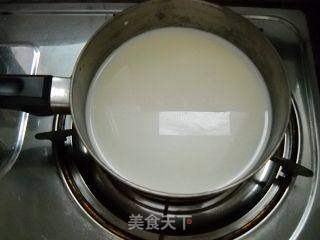 椰香和香草牛奶冰激凌的做法步骤:5