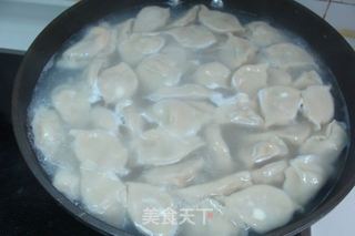 香菇虾肉水饺的做法步骤：5