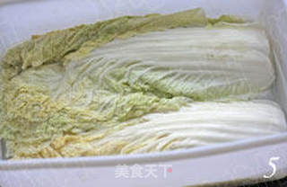 韩国美食中最受中国人喜爱的一味 韩式辣白菜的做法步骤:5