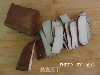 【炸酱面,花样做】 葱油豆丝炸酱面 (详细版)的做法步骤:5