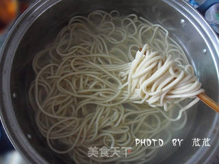 【炸酱面,花样做】 葱油豆丝炸酱面 (详细版)的做法步骤:16