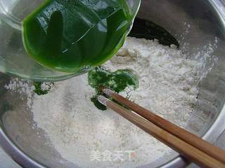【炸酱面,花样做】:老北京素炸酱面的做法步骤:3
