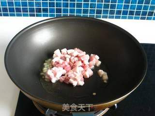 【炸酱面,花样做】----咖喱炸酱面的做法步骤:4