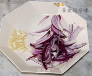 咸肉泡菜炒豆腐的做法步骤：5