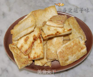咸肉泡菜炒豆腐的做法步骤：11