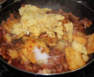 咸肉泡菜炒豆腐的做法步骤：19