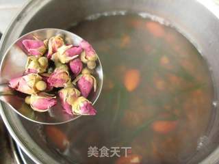 除痘祛斑糖水—玫瑰杏仁绿豆汤的做法步骤：5