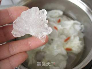 滋润肌肤糖水—冰花银耳云吞皮的做法步骤:4