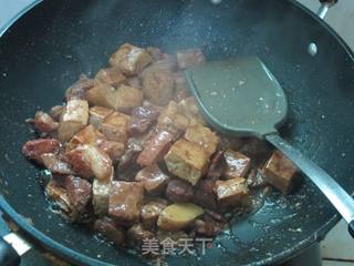 肉荤：酱豆干红烧肉的做法步骤：11